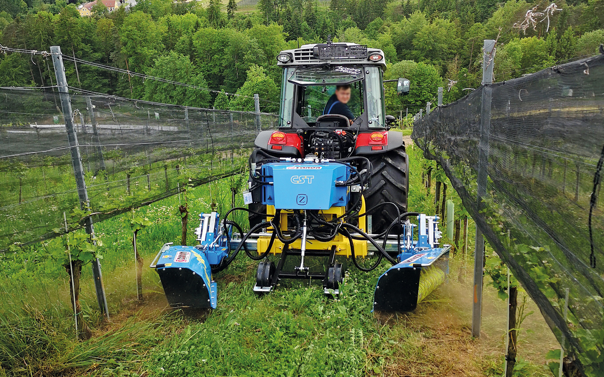 Diserbatrice meccanica con impianto oleodinamico indipendente - Zanon